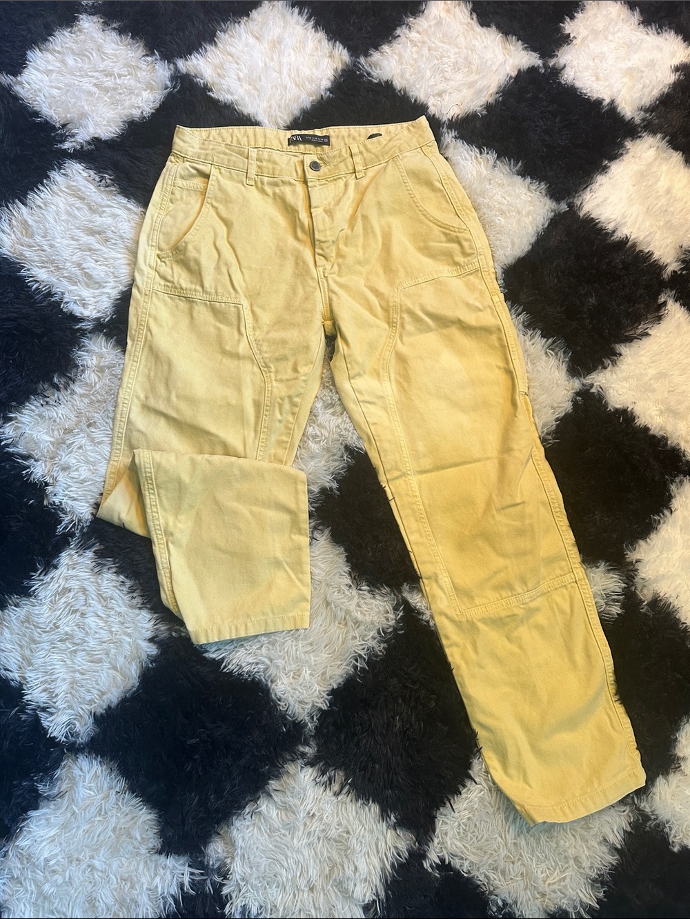 Zara Men’s Yellow Cargo Pants